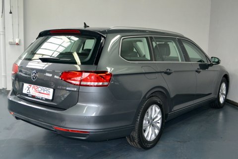 VW Passat Variant 2.0Tdi