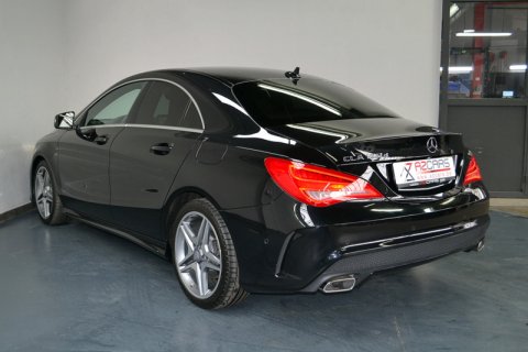 Mercedes CLA 180 AMG-LINE