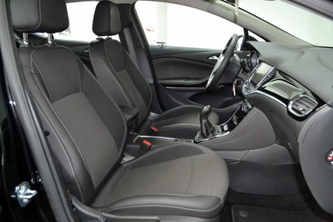 Opel Astra 1.6 Cdti Edition