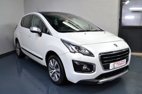 Peugeot 3008 1.6i Allure