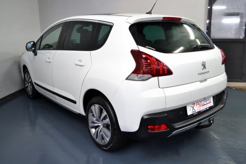 Peugeot 3008 1.6i Allure