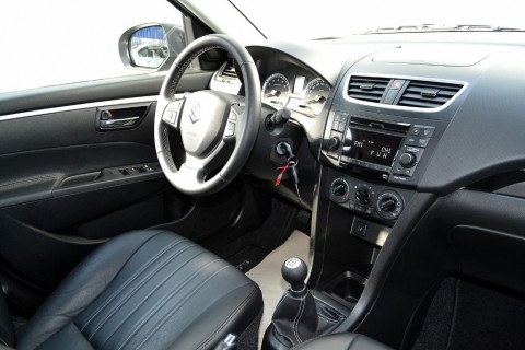 Suzuki Swift 1.2i